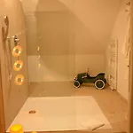 Eifelsuite Villa Birresborn
