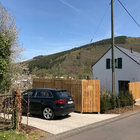 Eifelsuite Villa Birresborn