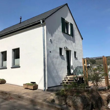 Eifelsuite Villa Birresborn