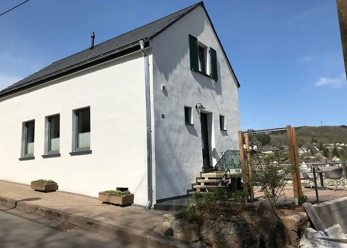 Eifelsuite Вилла Birresborn